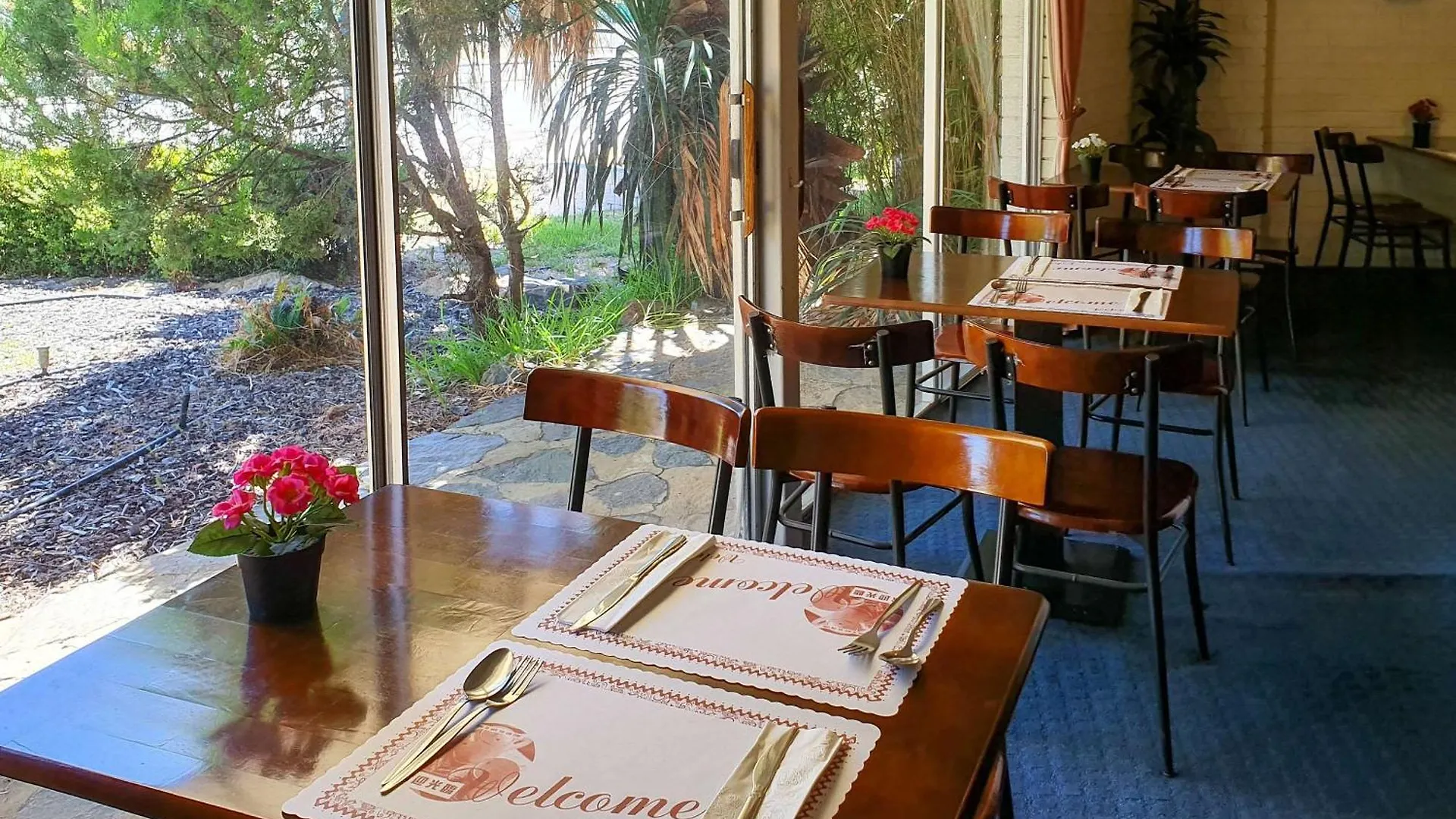 Econo Lodge Rivervale Perth Avustralya